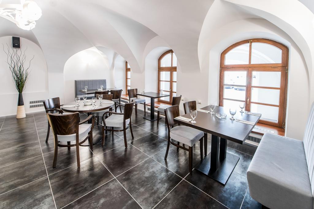 Hotel U Lva Bílina Εξωτερικό φωτογραφία
