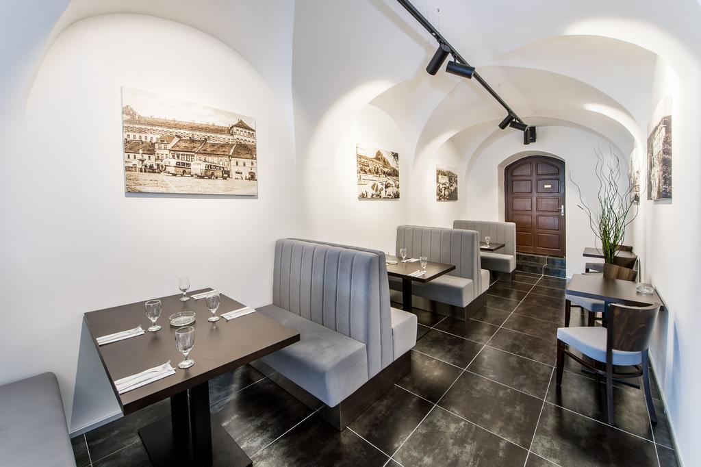 Hotel U Lva Bílina Εξωτερικό φωτογραφία