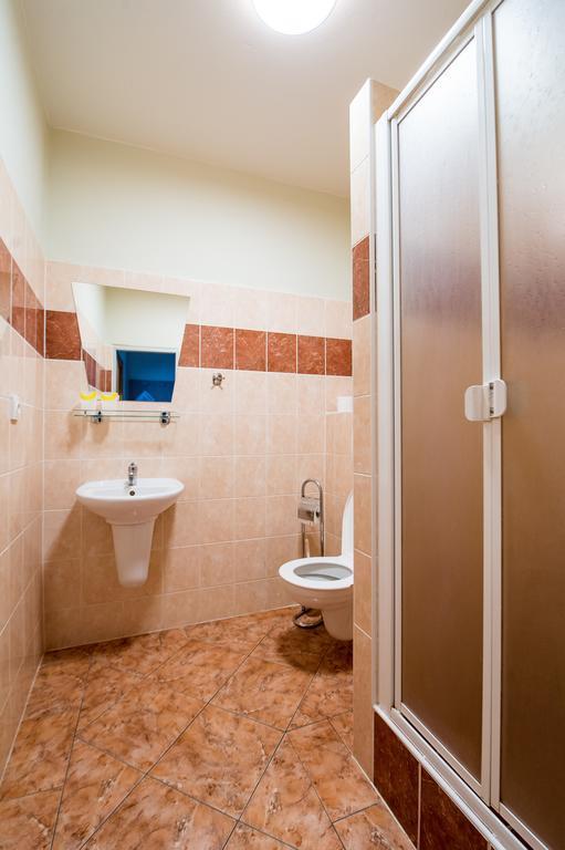Hotel U Lva Bílina Δωμάτιο φωτογραφία